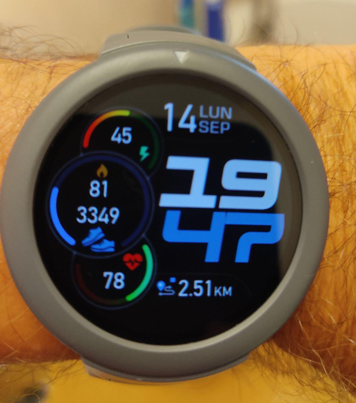 华米跃我Amazfit Verge Lite手表表盘